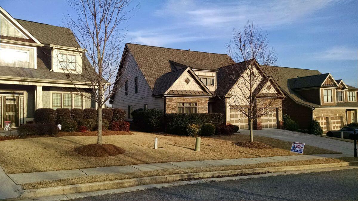 What is a Roofing Square? A Guide to Simplifying Roof Measurements