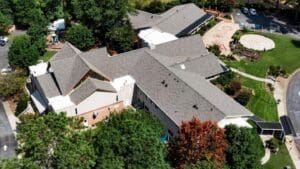 Top Tips to Choose a Good Commercial Roofing Contractor