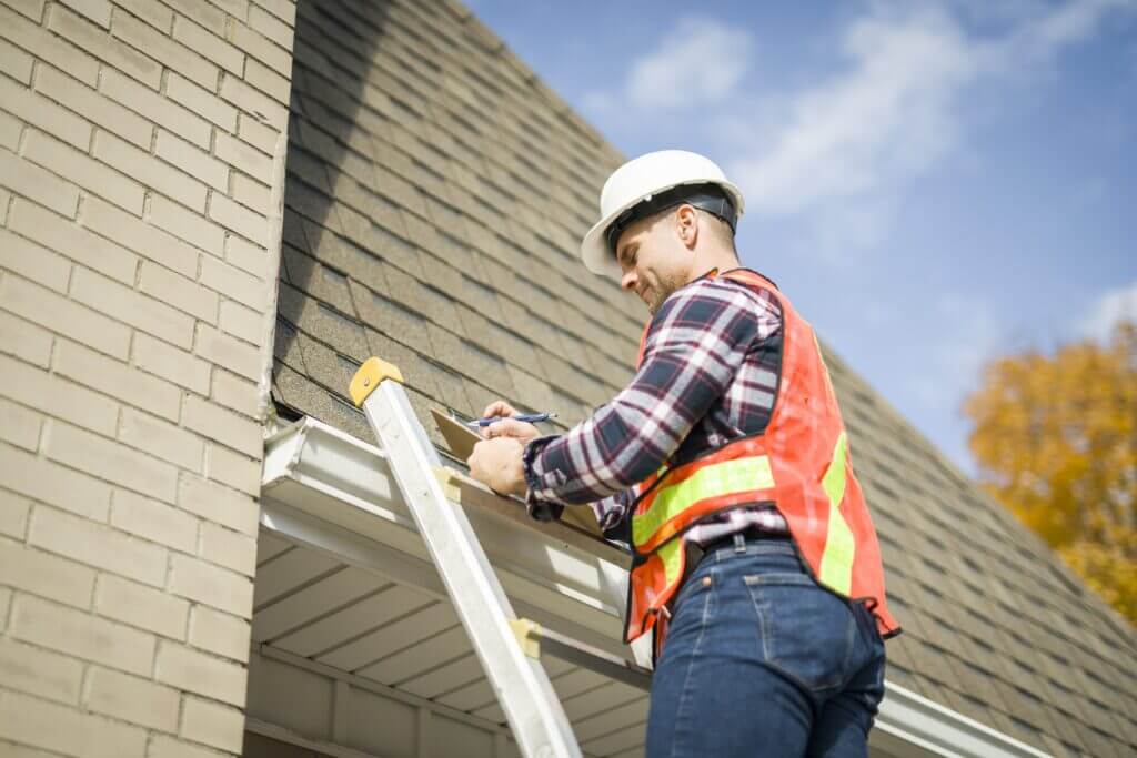 How Mr. Roofer Inspects and Evaluates Sheathing During Roof Repairs
