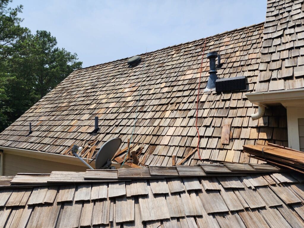 How to Know When to Repair vs. Replace a Cedar Shake Roof