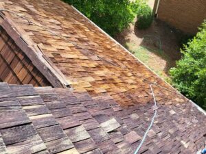 cedar-shakes-maintenance-&-repair-mr-roofer-atlanta